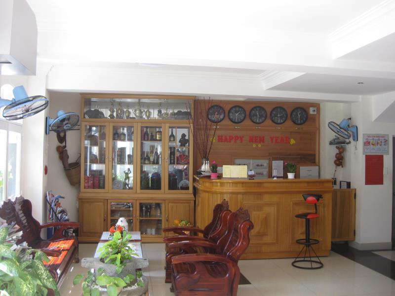 Nhiet Doi Hotel Tuy Hoa Exteriör bild