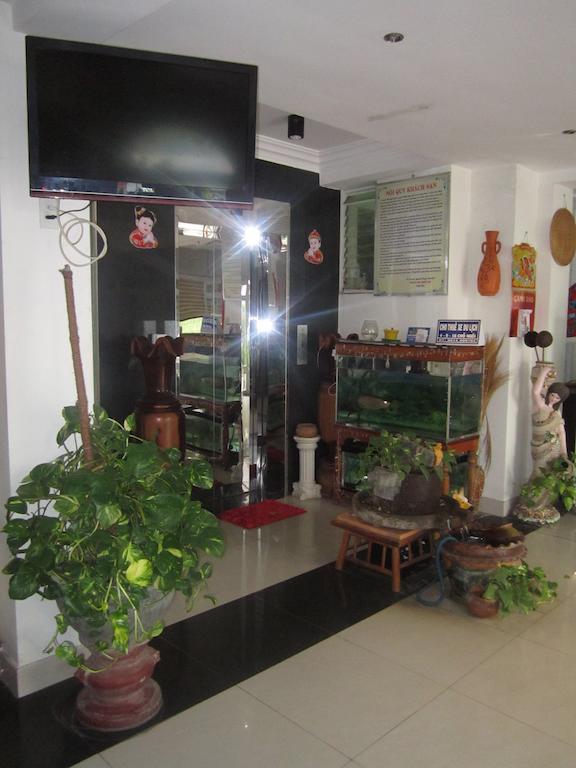 Nhiet Doi Hotel Tuy Hoa Exteriör bild